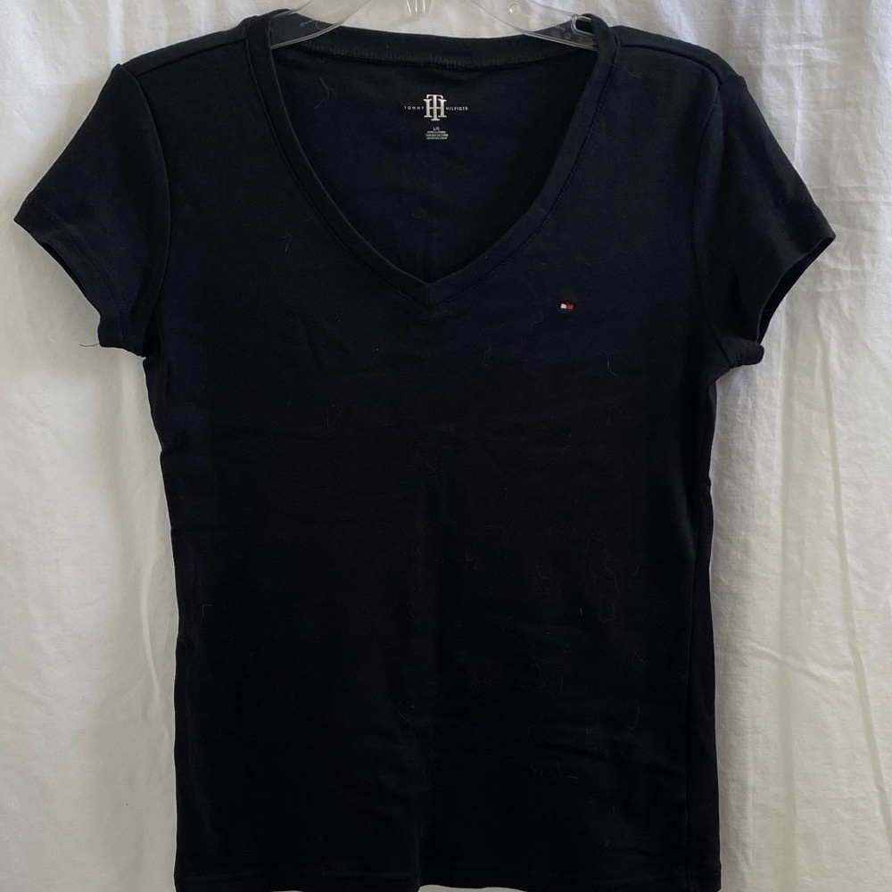 Tommy Hilfiger Top Size: Large - Picture 2 of 7